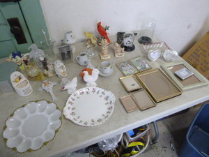 Lot of Knick Knacks