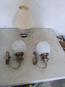 2 Wall Sconce Lights