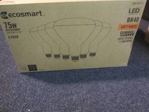 lot 17 image: EcoSmart 75-Watt Equivalent BR40 Di...