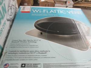 lot 51 image: Master Flow 1250 CFM Black Wi-Fi Po...