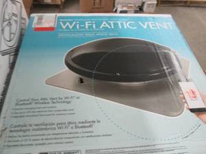 lot 52 image: Master Flow 1250 CFM Black Wi-Fi Po...