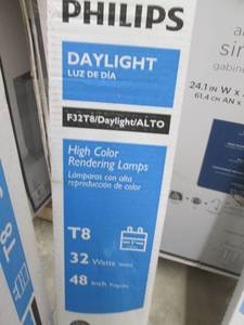 lot 99 image: Philips 32-Watt 48 in. Linear T8 Fl...