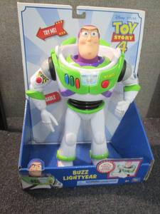 lot 152 image: Buzz Lightyear...