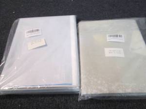 lot 182 image: 2 Allenjoy 5x7 ft Christmas Photogr...
