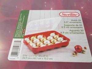 lot 204 image: 2 Sterilite 20 place Ornament Stora...