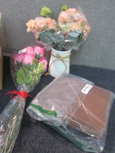 lot 234 image: Roses, Roses with Vase, Pillow Cove...