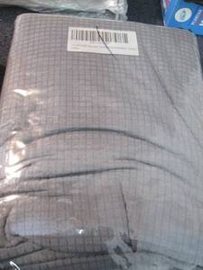 lot 252 image: Grey Loveseat Slipcover...