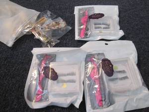 lot 263 image: 15 pc Barrettes Set, 3 Sets Magneti...