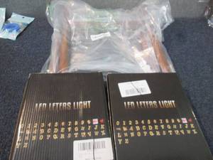 lot 286 image: Plant Stand, 2 Lit Letter Gs...