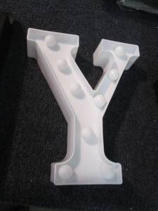 lot 385 image: 5 LED Y s...