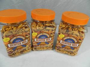 3 Containers of Cheesy Cheddar Hunters Mix