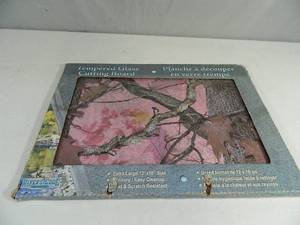 New Tempered Glass Pink Camo Cuttingboard