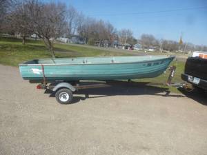 1980 Crestliner 14 Boat