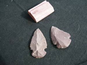 2 Arrowheads and Redstone