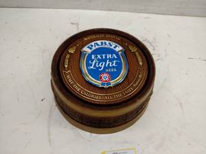 lot 37 image: Pabst 12 Barrel Sign, 16...