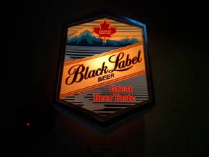lot 38 image: Black Label Lighted Sign, New, 12x1...