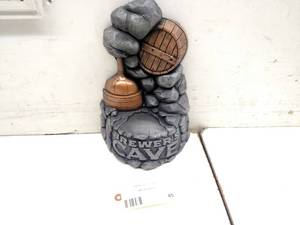 lot 45 image: Brewers Cave Bottle Display, 9x13...