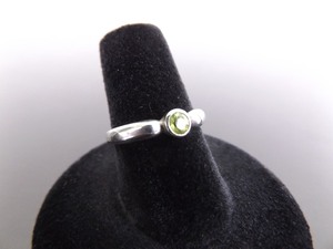 .925 Sterling Silver Faceted Peridot Ring Size 7