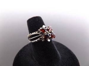.925 Sterling Silver Oval Cut Garnet Flower Ring Size 6