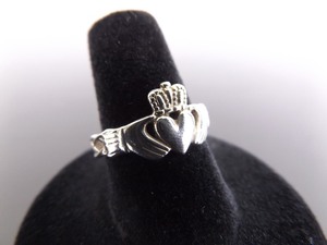 .925 Sterling Silver Claddagh Ring Size 8