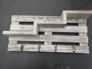 Accent Shelf with Key Hooks 16 x 8...