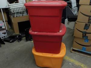 3 tubs with covers...