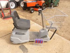12 volt personal shoppingmobility cart. On board charger. Tested & works. As shown.