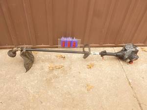 Craftsman 4 cycle trimmer. Like new. Tested & works. As shown.