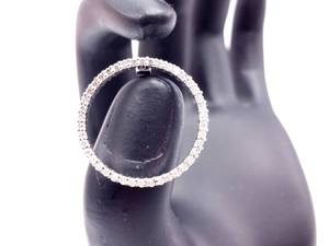 lot 24 image: Upscale Circle Diamond Estate Pendant in 18k White Gold - $3150