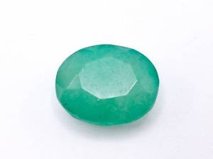 lot 35 image: Large Natural 23 Carat Emerald Loose Gemstone
