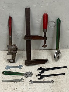 lot 44 image: Lot Of Crescent Wrenches -- Specialty Wrenches -- (1) Wide-Mouth Clamp