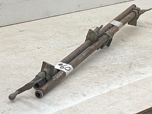 lot 60 image: Lot Of (2) 36 Pony Bar Clamps