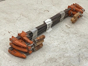 lot 67 image: Lot Of (2) 12 -- (2) 18 -- (2) 24 Bar Clamps