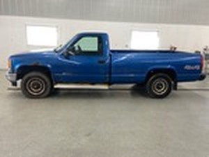 lot 6 image: 1997 Chevrolet Silverado 1500 WT