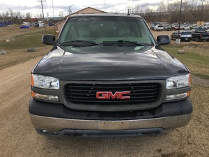 2003 GMC Yukon XL 1500 4X4 -No Reserves-