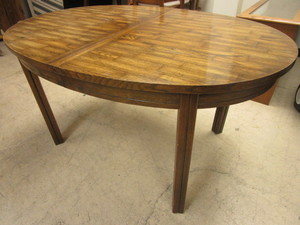 lot 104 image: SOLID WOOD DINING TABLE
