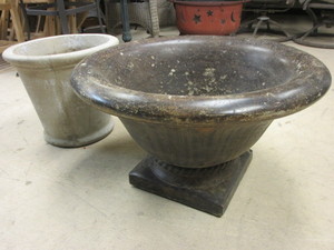 lot 131 image: DECORATIVE PLANTERS
