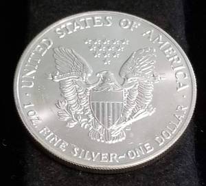 1991 AMERICAN SILVER EAGLE 1 TROY OZ. .999 FINE SILVER DOLLAR
