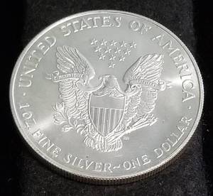 1994 AMERICAN SILVER EAGLE 1 TROY OZ. .999 FINE SILVER DOLLAR