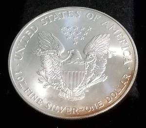 2000 AMERICAN SILVER EAGLE 1 TROY OZ. .999 FINE SILVER DOLLAR