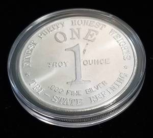 1 TROY OZ. .999 FINE SILVER 1976 GOD BLESS AMERICA IN AIRTITE