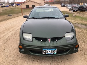 2001 Pontiac Sunfire -No Reserve-