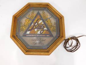 lot 11 image: Blatz Beer Sign