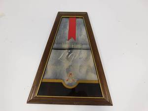 lot 13 image: Michelob Light Beer Sign