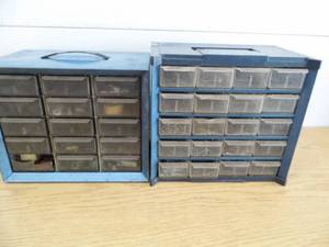 Lot of 2 Organiziers w Hardware