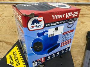 lot 32 image: B-AIR 14 HP Air Mover blower fan