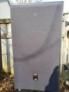 lot 35 image: Bowers & Wilkens DM 310 Stand-Mount Loudspeaker System