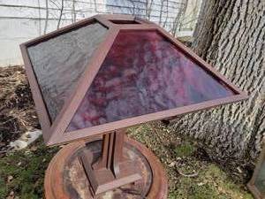 lot 60 image: Prairie Style Stained Glass Table Lamp