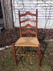lot 26 image: Vintage Rush Seat Chair