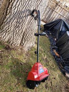 lot 46 image: Toro Power Shovel